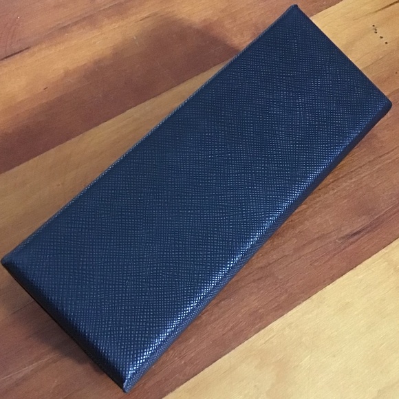 Prada Glasses Case & Box and Eyeglass Cleaning Cloth New Unused - Picture 3 of 10